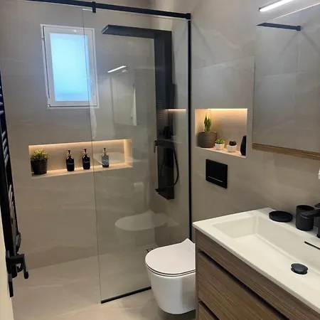 Thetis Luxury 포르토헬리