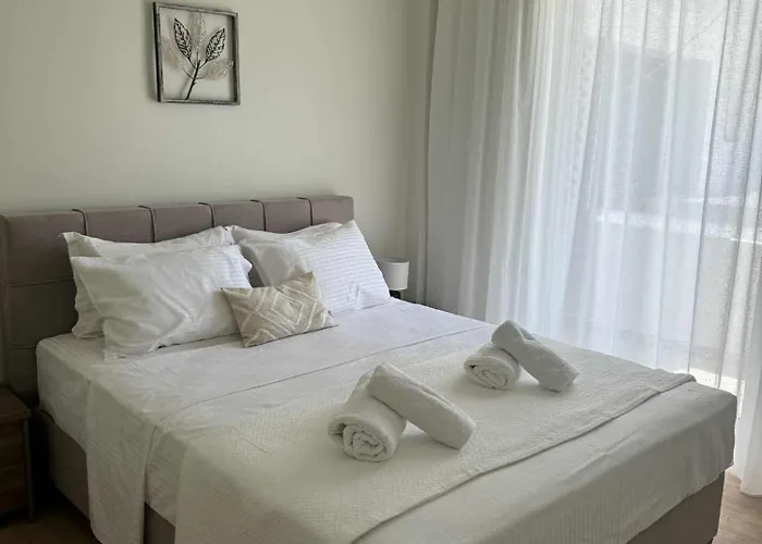 Thetis Luxury * פורטו הלי