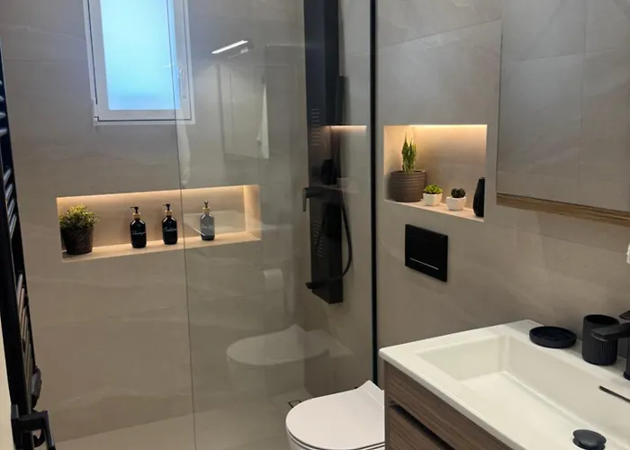 Thetis Luxury 포르토헬리